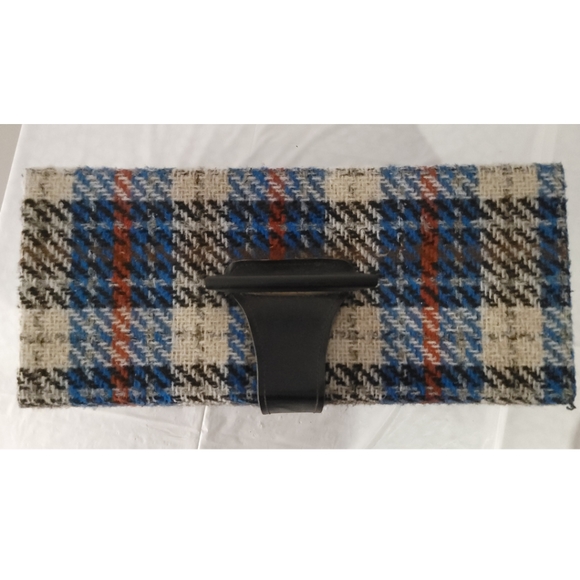 Vintage 1973 Groovy Black & Blue Plaid Tartan 8x17" 8-Track Tape Cassette Case - Picture 5 of 12
